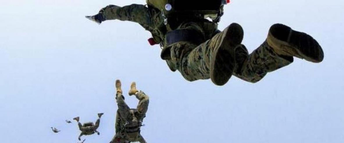 ترامب يرسل نحو ألفي جندي مظلي إلى الشرق الأوسط