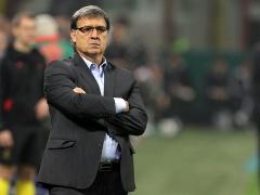 مارتينو: ميسي عاد لمستواه قبل الكلاسيكو وميلان حصل على أكثر مما يستحق