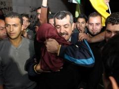 بالصور : بيت لحم تستقبل أسراها الثلاثة المحررين