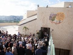 بالصور : جامعة بيت لحم تطلق احتفالاتها بذكرى تاسيسها الاربعين