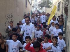 بالصور : مركز لاجئ يقيم مهرجان ترحيبي وتعريفي للاسير المحرر خالد الازرق