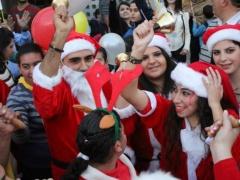 هكذا أضاءت بيت لحم شجرة الميلاد