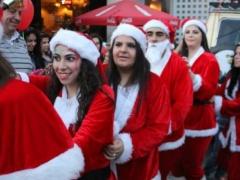 هكذا أضاءت بيت لحم شجرة الميلاد