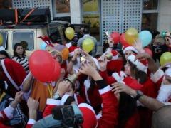 هكذا أضاءت بيت لحم شجرة الميلاد