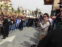 بالصور : المئات يتوجهون للمشاركة في تجارب الأداء لـ Arab Idol في رام الله