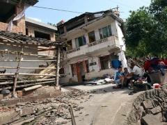 ارتفاع حصيلة ضحايا زلزال الصين الى 589 قتيلا