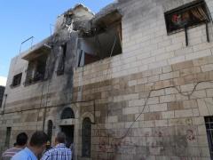 سقوط صاروخ اطلق من غزة على منزل فلسطيني بالخطأ ببيت ساحور 