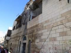 سقوط صاروخ اطلق من غزة على منزل فلسطيني بالخطأ ببيت ساحور 