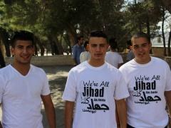 بالصور : وقفة تضامنية امام مدرسة طاليثا قومي