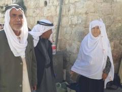 بالصور : وصول الفوج الاول من سكان غزة الى مدينة القدس