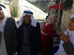 بالصور : وصول الفوج الاول من سكان غزة الى مدينة القدس