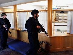 القدس المحتلة: أربعة قتلى إسرائيليين بهجوم على كنيس في حي هارنوف