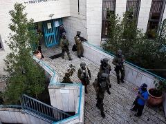 القدس المحتلة: أربعة قتلى إسرائيليين بهجوم على كنيس في حي هارنوف