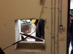 صور:- احباط عملية سطو على الصراف الالي للبنك العربي في بلدة العبيدية شرق بيت لحم