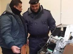 صور:- احباط عملية سطو على الصراف الالي للبنك العربي في بلدة العبيدية شرق بيت لحم