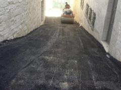 رئيسة بلدية بيت لحم تقوم بجولة لتفقد سير أعمال تعبيد شوارع بيت لحم