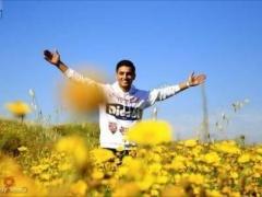 «عساف» وسط آخر زهور غزة