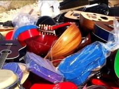 بالصور.. داعش يحطم آلات موسيقية ببني غازي