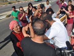 بالصور .. لينا خطاب حرة