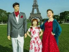 تتزوج من دمية لتتخلص من عنوستها