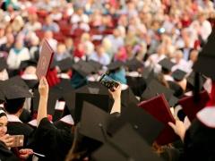 'بيرزيت' تبدأ احتفالات تخريج الفوج الأربعين من طلبتها