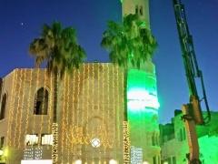 بلدية بيت لحم تعمل على تزيين مساجد المدينة والشوارع والحارات والميادين إستعدادا للشهر الفضيل