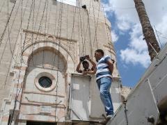 بلدية بيت لحم تعمل على تزيين مساجد المدينة والشوارع والحارات والميادين إستعدادا للشهر الفضيل