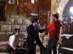 العرّاب … ينجز، ونجومه صاروا أسرة واحدة… آخر الصور من مكان التصوير