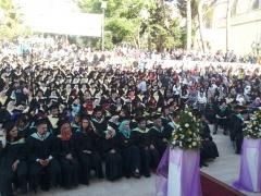 جامعة بيت لحم : تحتفل بتخريج الفوج التاسع والثلاثين من طلبة كلية العلوم وكلية ادارة الاعمال ومعهد ادارة الفنادق والسياحة