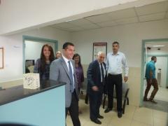 وفد من مؤسسة تطوير بيت لحم 2000 الفلسطينية في التشيلي يزور مركز بيت ساحور الطبي