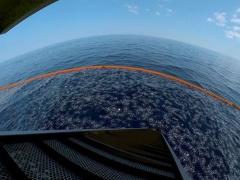 صور: شاب ياباني يفاجئ العالم بابتكار يجعل المحيط يُنظف نفسه