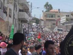 اصابات ومواجهات في بيت أمر ” الخليل ” بعد تشييع الشهيد ” ابو ماريا “..”صور “