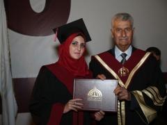 كلية فلسطين الأهلية الجامعية تحتفل بتخريج الفوج الخامس 