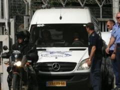 نقل الأسير المضرب عدي استيتي إلى زنازين 'ايشل'