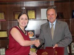 كلية فلسطين الأهلية الجامعية توقع مذكرة تفاهم مع شركة ترانسند للدعم الفني والتسويق