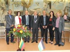 بلدية بيت ساحور توقع اتفاقية تآخي مع بلدية أوتينا اللتوانية