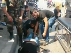 بالصور: من لبنان : جريمة مروّعة على طريق المطار.. قتله بالساطور وسط الشارع!