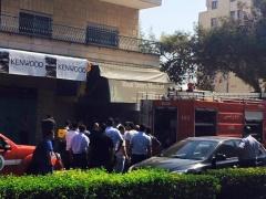 بالصور اخماد حريق في سوبر ماركت في بيت لحم