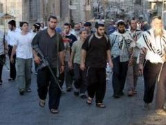 مستوطنون ينكلون بطفل من يعبد