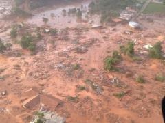 15 قتيلا و 45 مفقودا على الأقل في انهيار سدّ في البرازيل