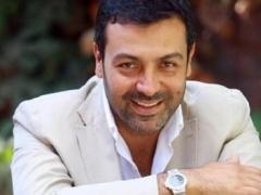 النجم التركي الشهير بـ الأسمر معرض للسجن بسبب ضربه حبيبته