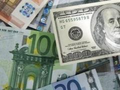 صرف العملات - الدولار يصعد تدريجياً