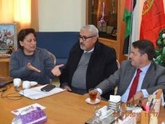 بالصـور- القنصل البرتغالي في فلسطين يزور بلدية بيت ساحور
