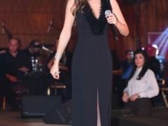 صور|شاهدوا ماذا ارتدت النجمات في ليلة رأس السنة!