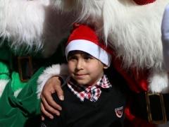 بالصور: احتفالات عيد الميلاد المجيد حسب التقويم الشرقي وسط مقاطعة شعبية