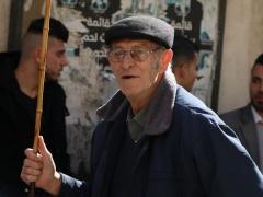 بالصور: احتفالات عيد الميلاد المجيد حسب التقويم الشرقي وسط مقاطعة شعبية