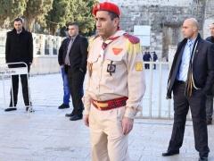 بالصور: احتفالات عيد الميلاد المجيد حسب التقويم الشرقي وسط مقاطعة شعبية