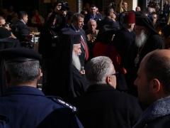 بالصور: احتفالات عيد الميلاد المجيد حسب التقويم الشرقي وسط مقاطعة شعبية