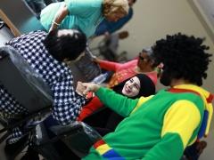 مبادرة شبابية وبالتعاون مع مجموعة باور يزرون بيت القديس نبقولاس في بيت جالا