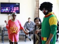 مبادرة شبابية وبالتعاون مع مجموعة باور يزرون بيت القديس نبقولاس في بيت جالا